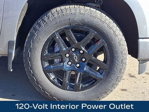 Used 2025 Chevrolet Silverado 1500 RST w/ Convenience Package II image 12