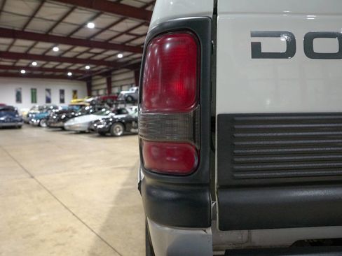 Used 1997 Dodge Ram 2500 Truck 4x4 Club Cab image 36