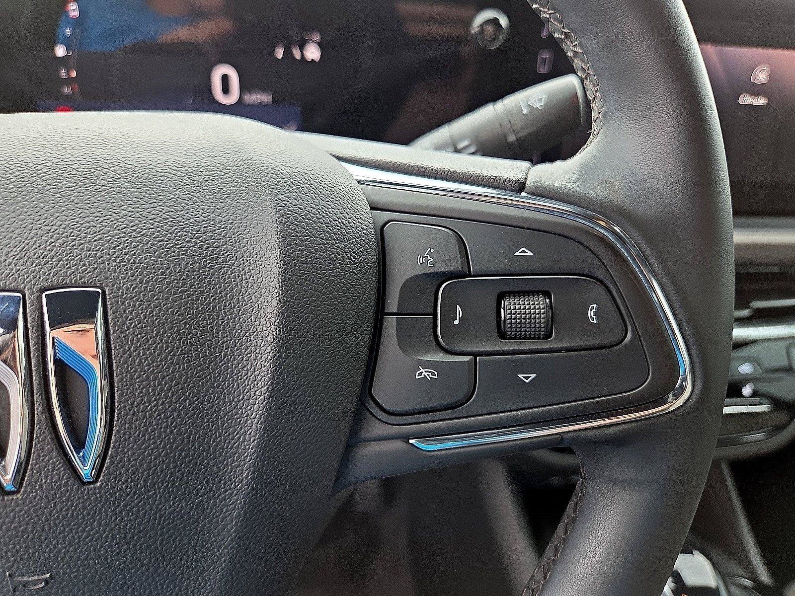 Used 2025 Buick Envista Sport Touring FWD image 22