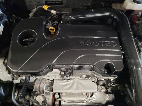 Used 2024 Chevrolet Equinox LT image 30