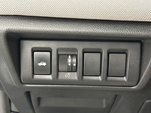 Used 2020 Subaru Legacy Premium image 22