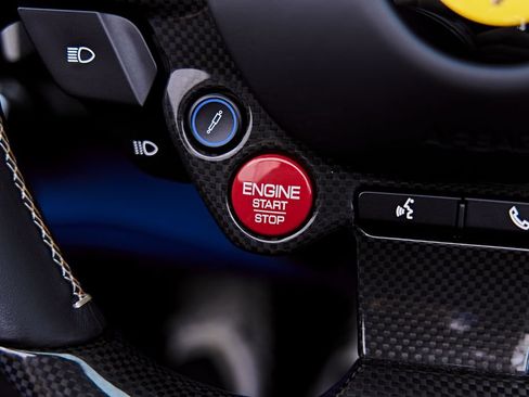 Used 2023 Ferrari 812 GTS RWD image 82