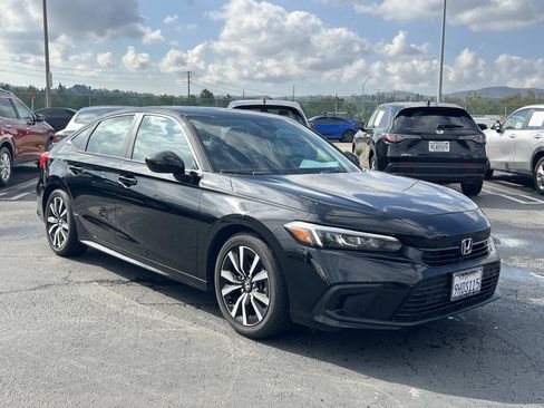 Certified 2023 Honda Civic EX image 24