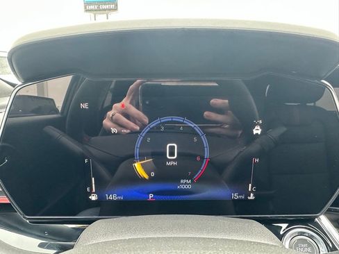 New 2026 Chevrolet Trax RS w/ Sunroof Package image 27