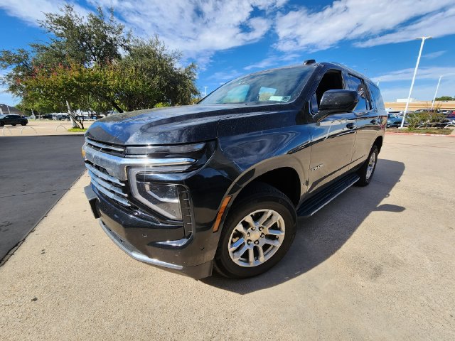 Used 2025 Chevrolet Tahoe LT AWD/4WD image 3