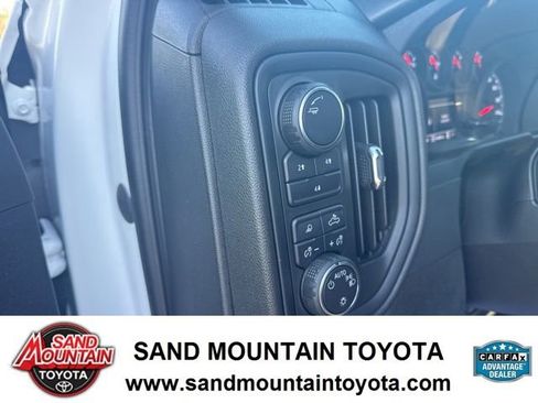 Used 2024 Chevrolet Silverado 2500 Custom w/ Custom Value Package image 16