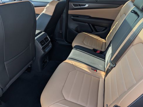 New 2026 Volkswagen Atlas Cross Sport SEL R-Line AWD/4WD image 6