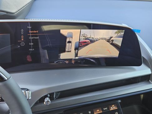 New 2026 Cadillac Vistiq Premium Luxury w/ LPO, Floor Liner Package AWD/4WD image 28