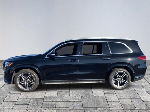 Used 2024 Mercedes-Benz GLS 450 4MATIC image 4