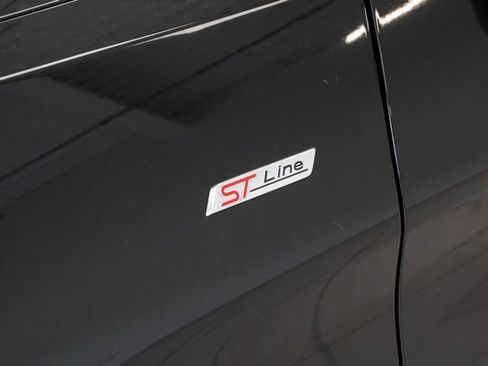 Used 2025 Ford Explorer ST-Line AWD/4WD image 3