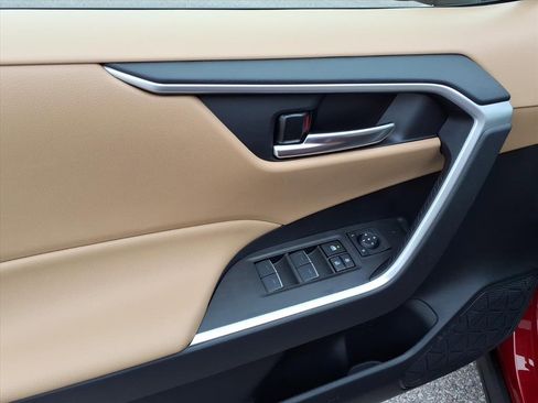 New 2025 Toyota RAV4 XLE w/ Convenience Package image 11