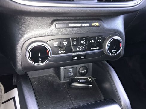 Used 2023 Ford Escape Active FWD image 18