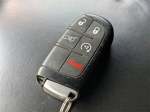 Used 2019 Dodge Durango R/T image 29