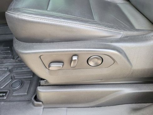 Used 2021 Chevrolet Tahoe LT image 26