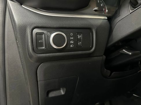 Certified 2022 Ford Explorer XLT image 18