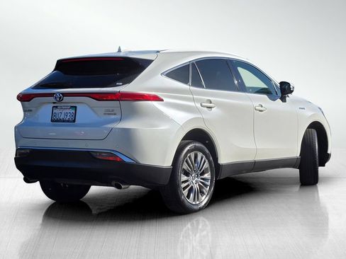 Used 2021 Toyota Venza XLE w/ Carpet Mat Package (TMS) AWD/4WD image 4