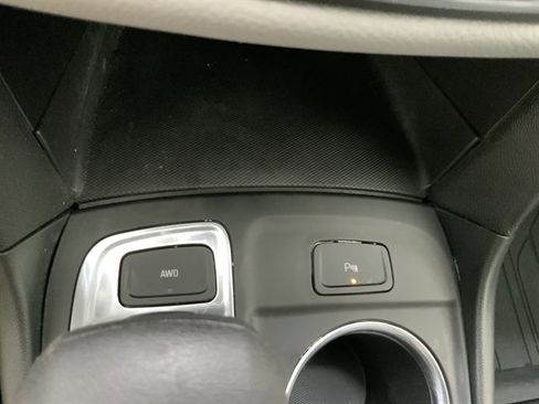 Used 2024 Chevrolet Equinox LT w/ LPO, Floor Liner Package image 33