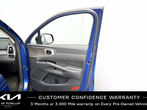 Certified 2022 Kia Sorento SX image 15