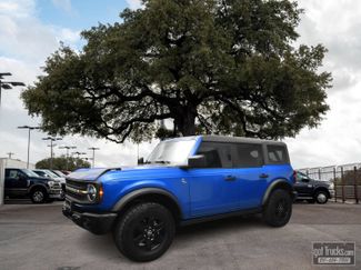 Used 2023 Ford Bronco Black Diamond AWD/4WD video 1