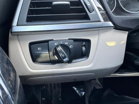 Used 2017 BMW 330i xDrive Sedan image 19