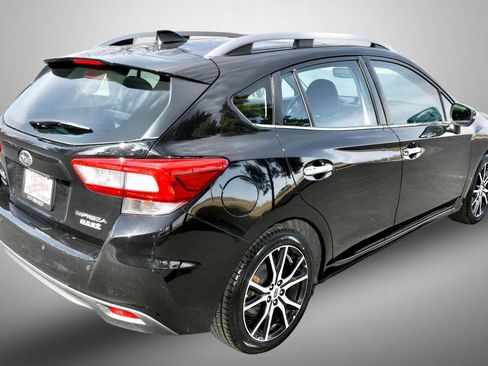 Used 2017 Subaru Impreza 2.0i Limited image 7