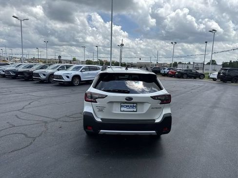 Used 2024 Subaru Outback Limited AWD/4WD image 4