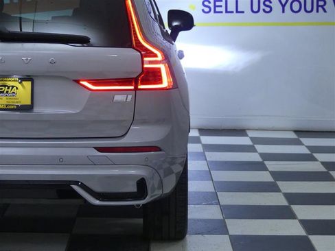Used 2024 Volvo XC60 T8 Ultimate image 29