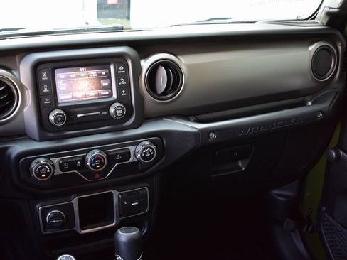 Certified 2021 Jeep Wrangler Unlimited Sport image 33