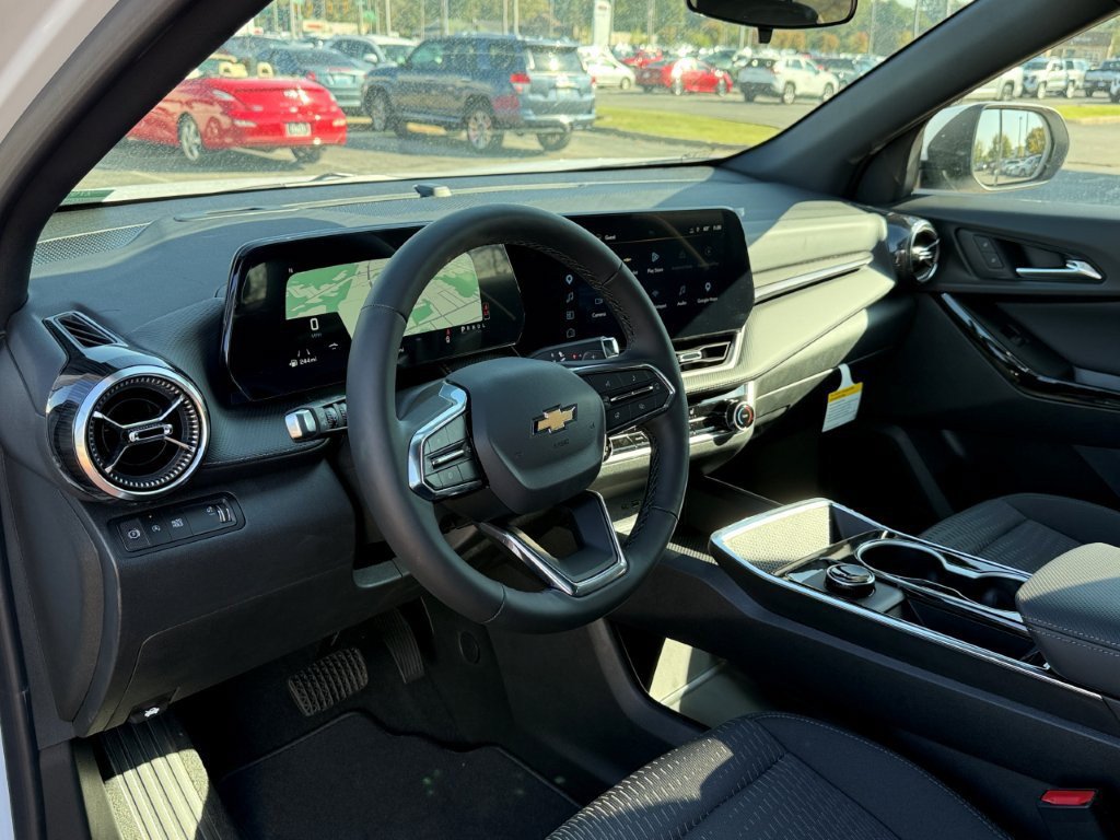 New 2027 Chevrolet Equinox LT FWD image 10