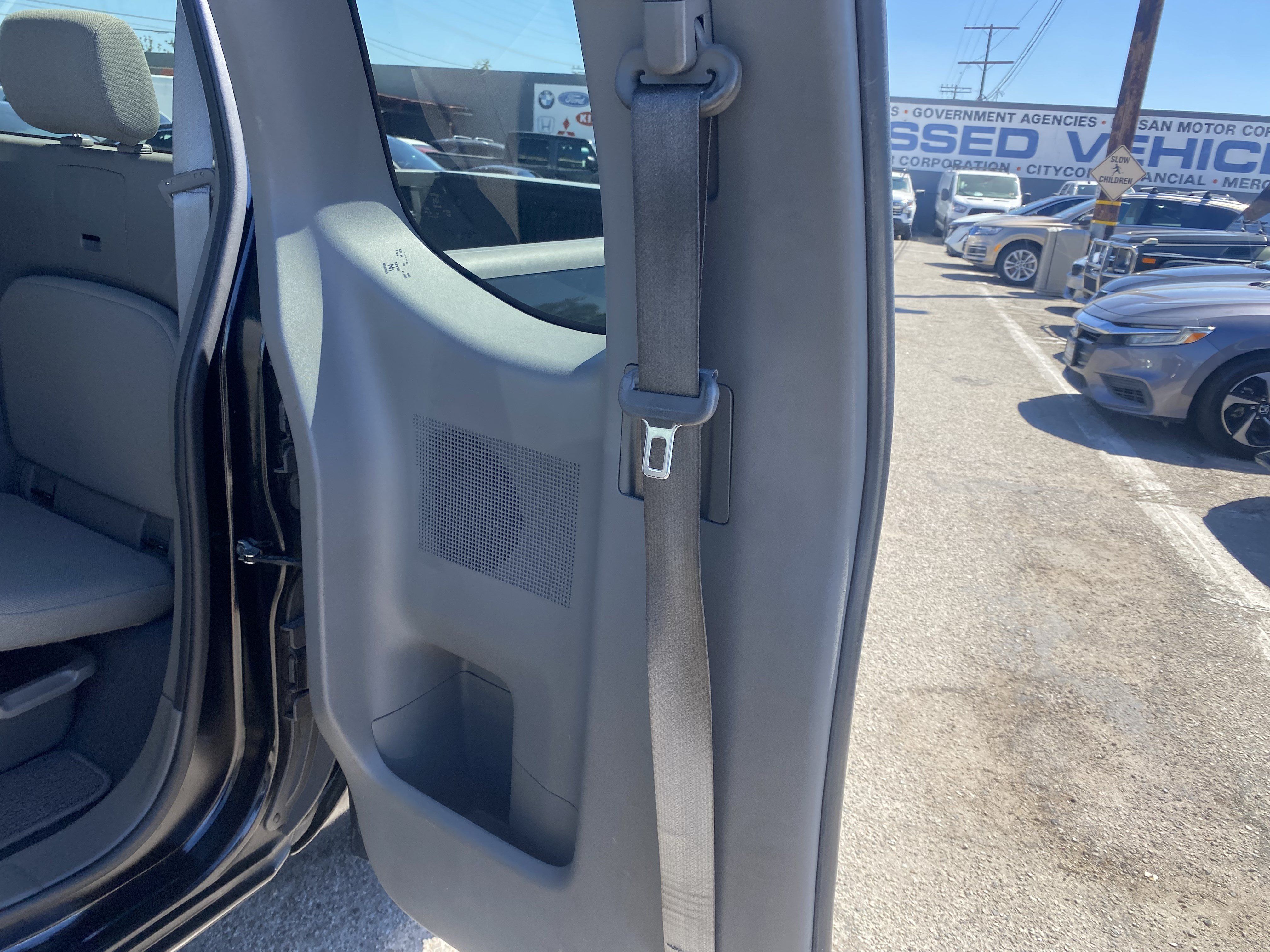 Used 2020 Nissan Frontier S RWD image 17