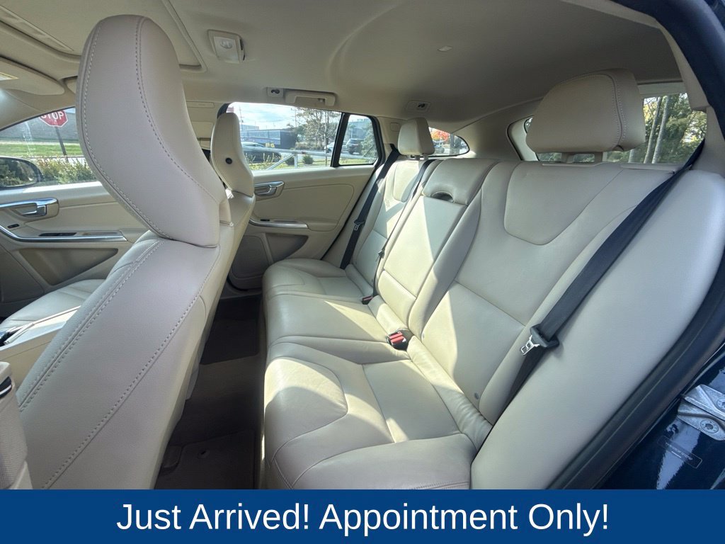 Used 2015 Volvo V60 T5 Premier Plus AWD/4WD image 10