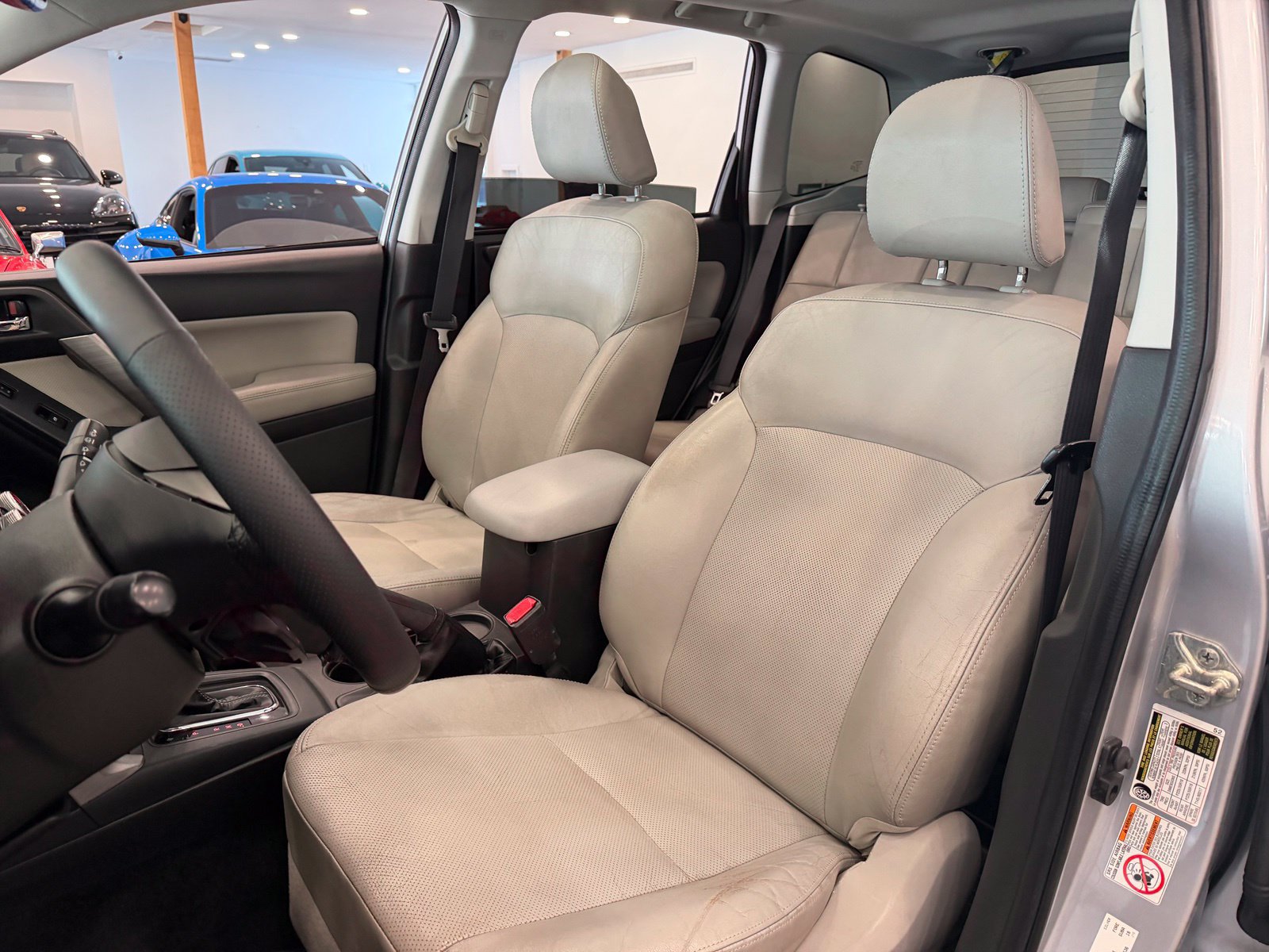 Used 2016 Subaru Forester 2.5i Touring w/ Eyesight & Navigation System AWD/4WD image 18