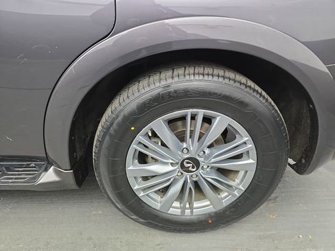 Used 2024 INFINITI QX80 Luxe image 16