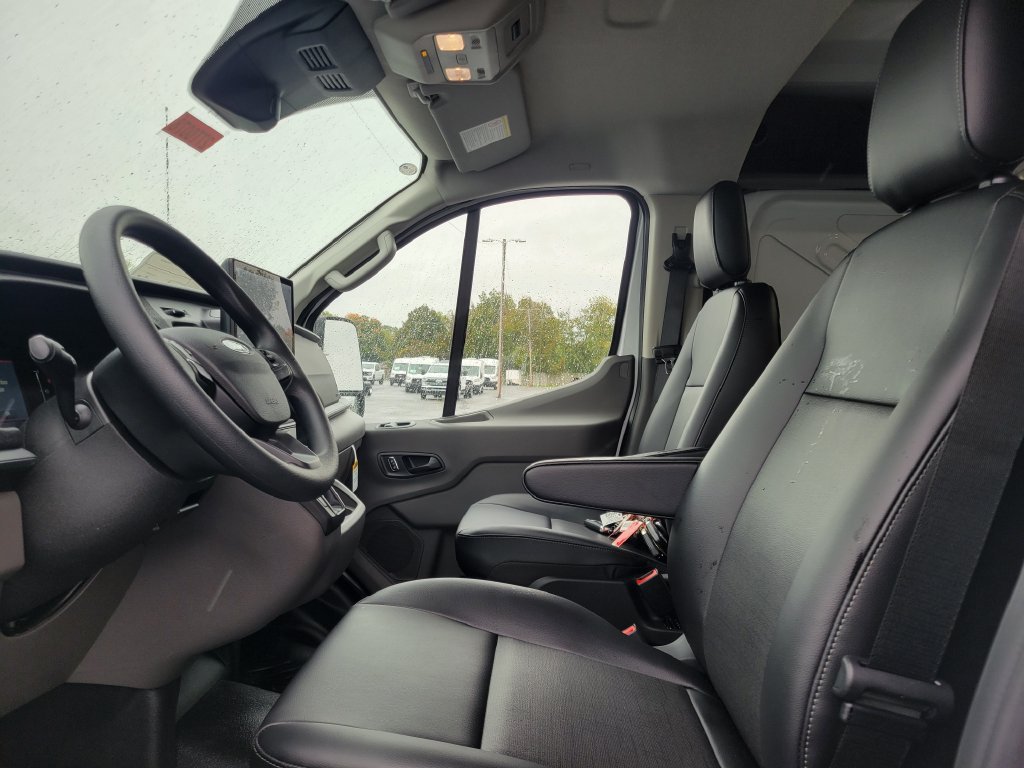 New 2027 Ford Transit 150 Low Roof RWD image 22