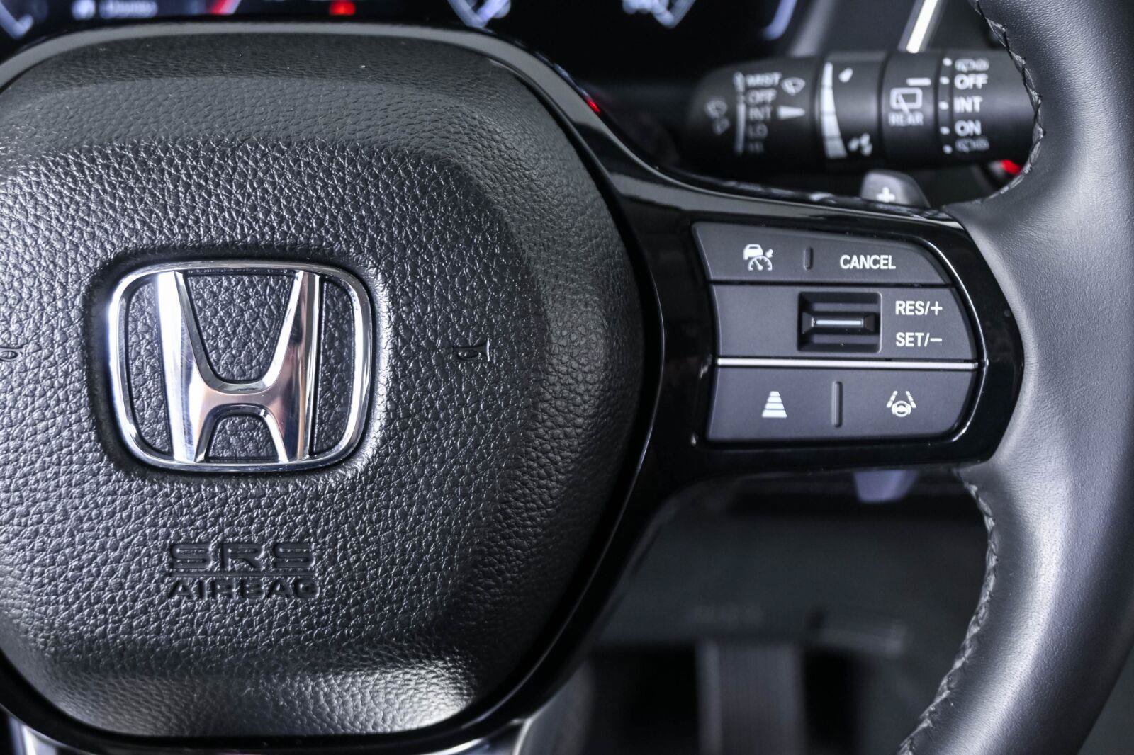 Used 2024 Honda Pilot EX-L image 10