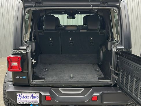 Used 2024 Jeep Wrangler Unlimited Rubicon 4xe w/ Technology Group image 13