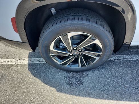 New 2026 Buick Enclave Sport Touring w/ Power Package image 5