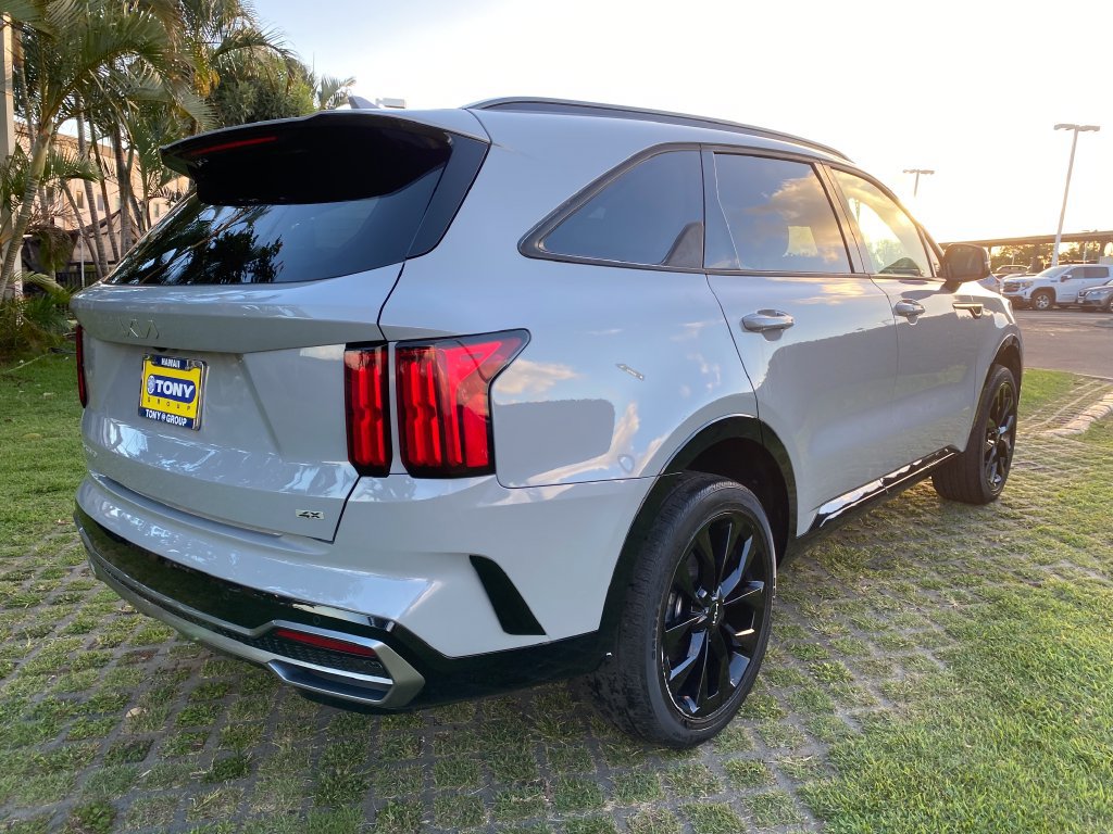 Used 2023 Kia Sorento SX AWD/4WD image 7