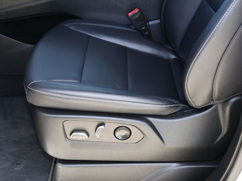 Used 2022 Cadillac Escalade Luxury w/ LPO, Floor Liner Package image 19