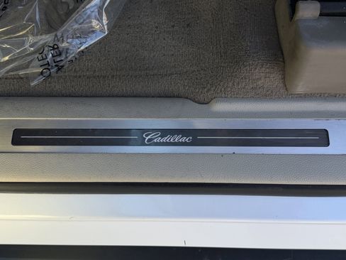 Used 2020 Cadillac Escalade Premium Luxury image 24