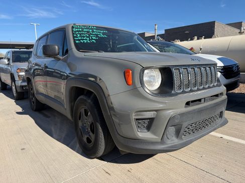 Used 2019 Jeep Renegade Sport image 5