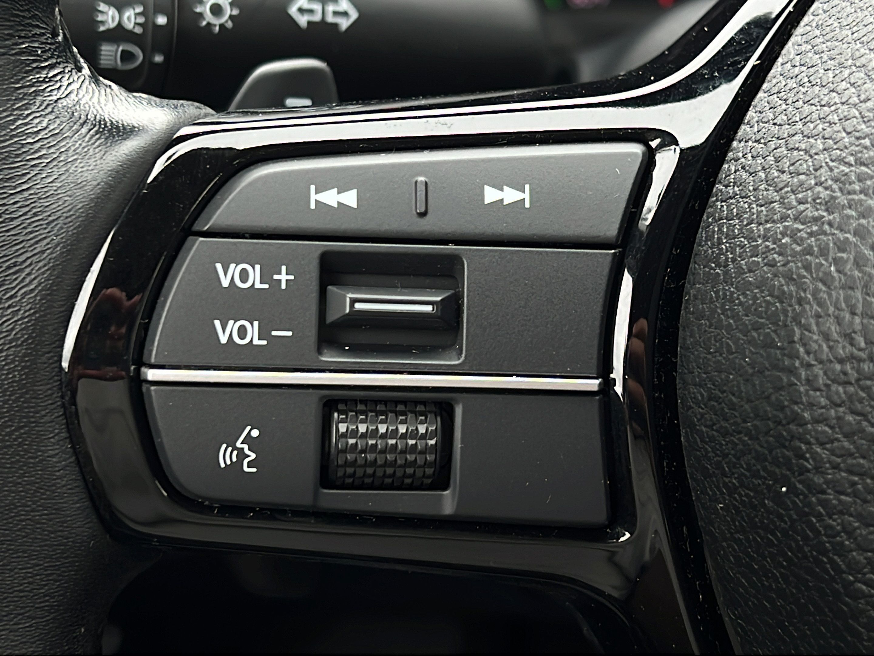 Used 2023 Honda Accord Touring image 19