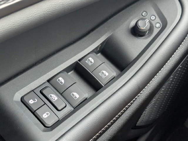 New 2026 Jeep Grand Cherokee Laredo X RWD image 22