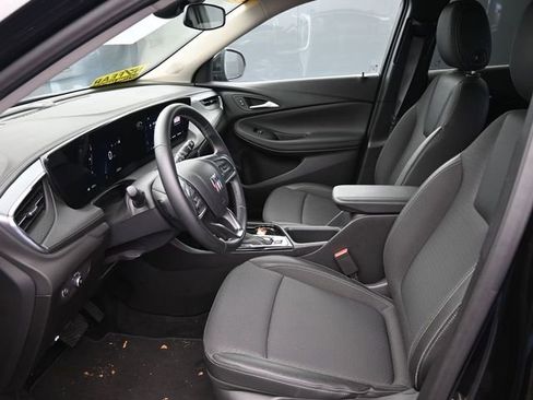 Used 2025 Buick Encore GX Preferred image 14