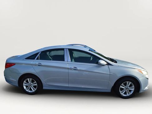 Used 2013 Hyundai Sonata GLS w/ Popular Equipment Pkg FWD image 10