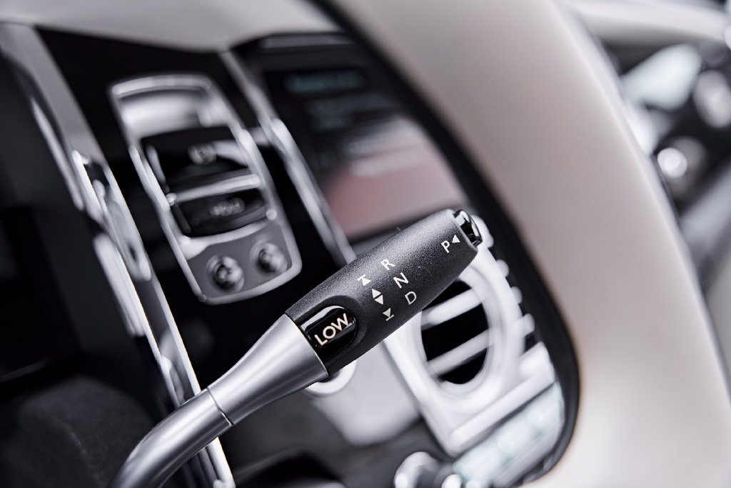 Used 2020 Rolls-Royce Wraith RWD image 64