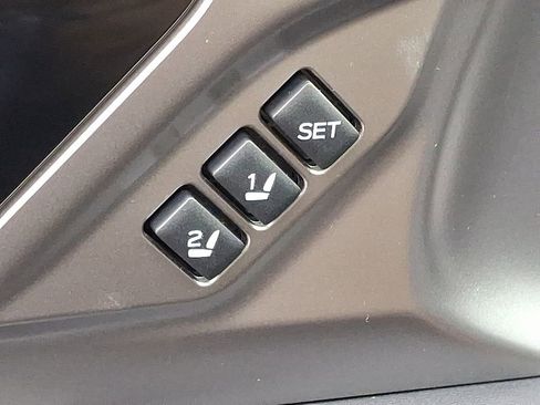 Used 2020 Subaru Outback Limited image 28