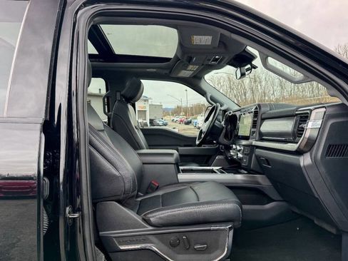 Used 2023 Ford F250 Lariat w/ Lariat Ultimate Package AWD/4WD image 15
