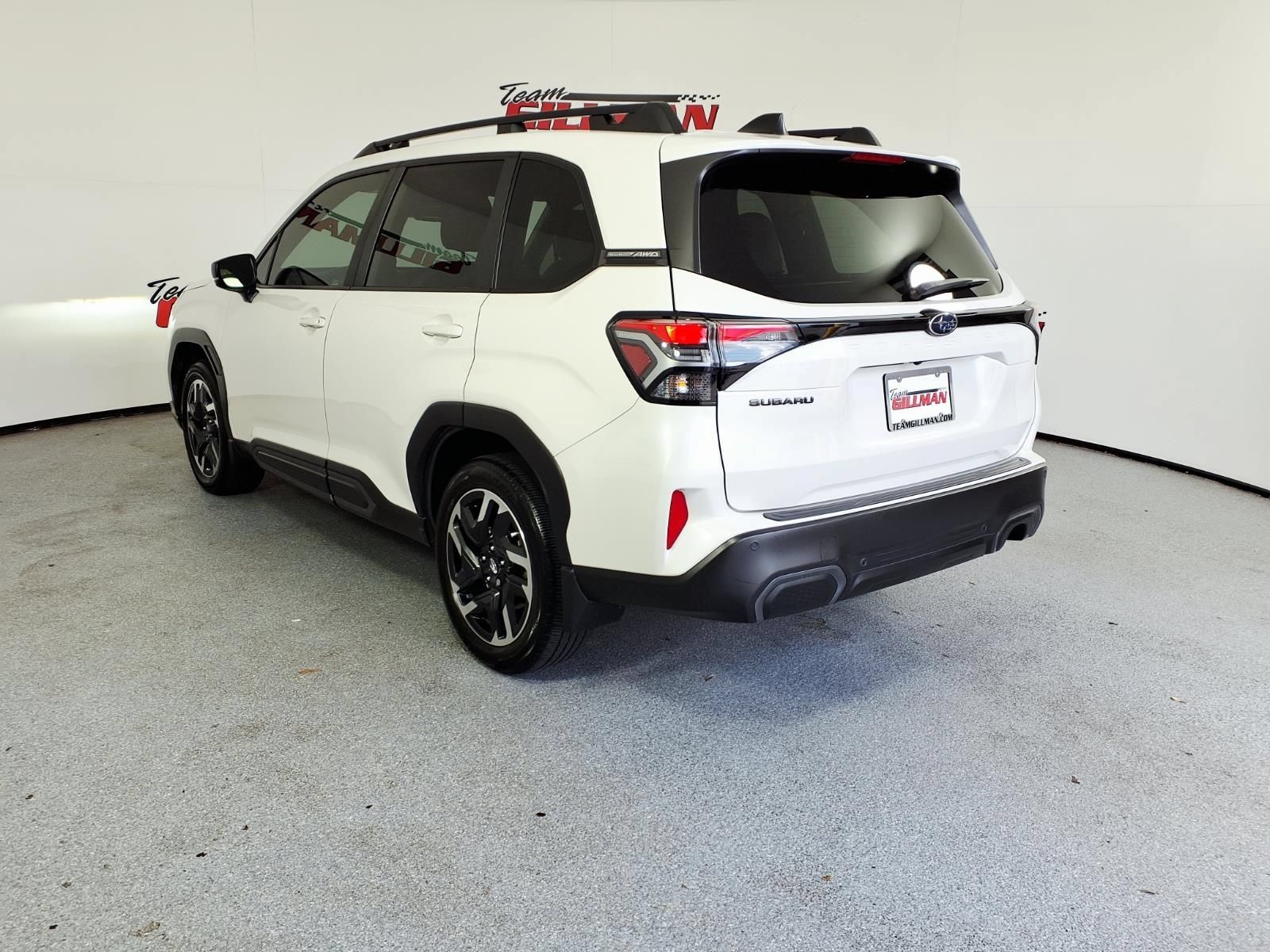 Used 2025 Subaru Forester Limited w/ Popular Package #2 AWD/4WD image 4