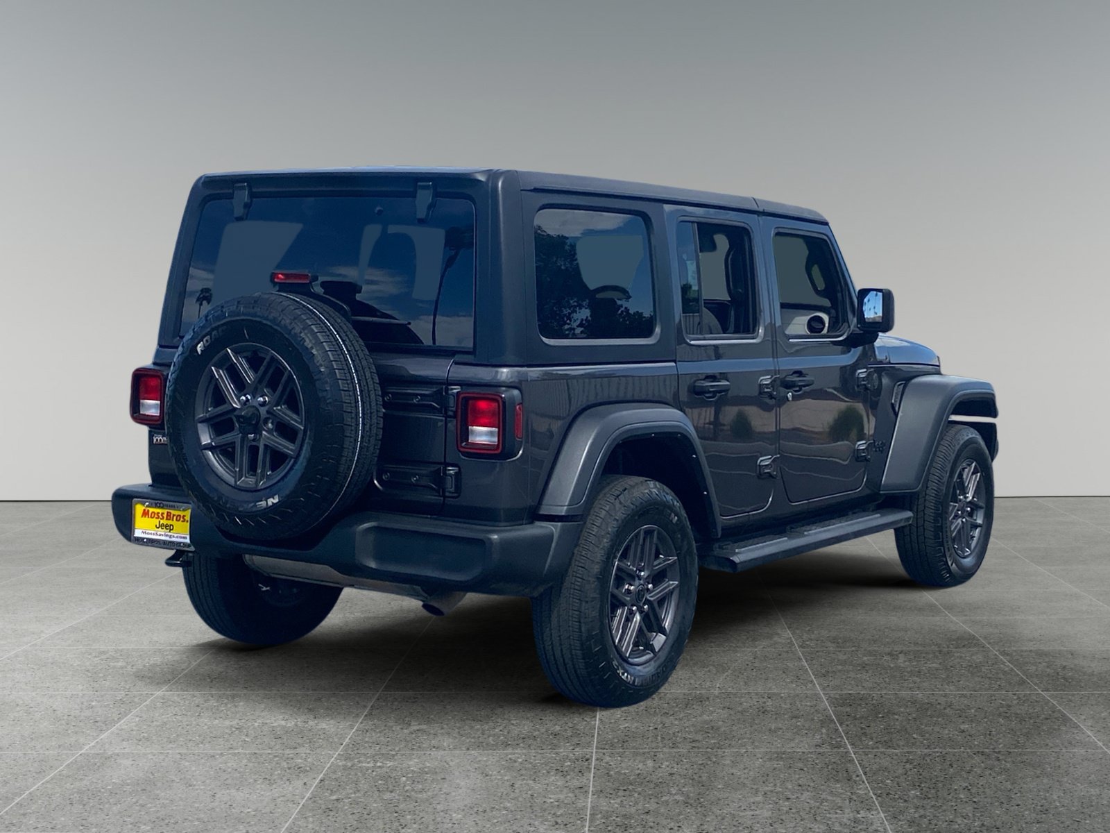 Used 2024 Jeep Wrangler Unlimited Sport AWD/4WD image 5
